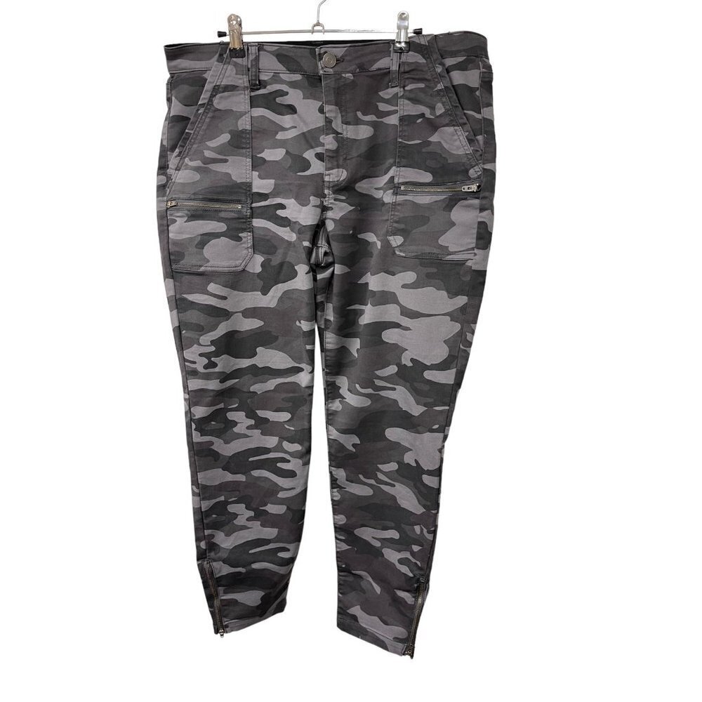 Knox Rose Women’s Size 16W Camo No Gap High-Rise Utility Waist Pants